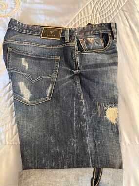 GUESS Men’s Dark Blue Distressed Relaxed Jeans shorts